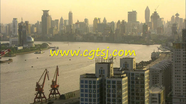 上海黄埔江景船只快速穿过高清视频实拍素材的图片1