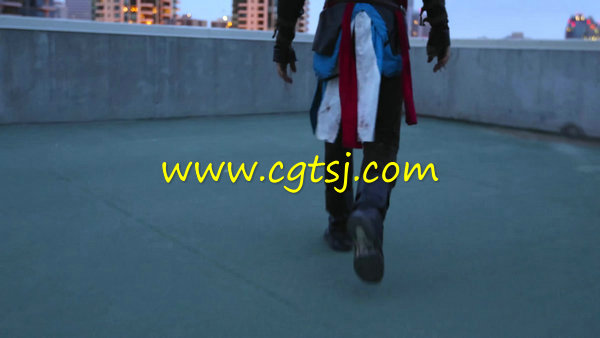 真人跳水过闹区跑酷极限运动高清实拍视频素材 4K高清的图片1